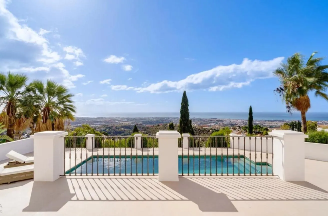 Villa Elegante Con Jardin Y Piscina Malaga 0*,